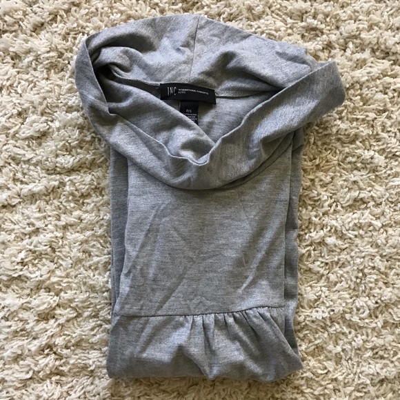 INC Gray Top. Size P/S - Picture 5 of 5